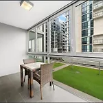 Hi 5 Star Adelaide City Luxury Oasis