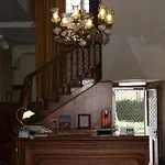 Princes Lodge Motel