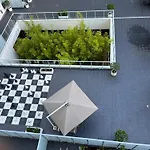 Tasha\'S Apartments On Warwick