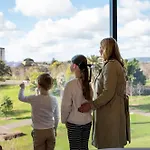 Oval Hotel At Adelaide Oval