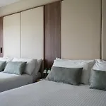 Oval Hotel At Adelaide Oval