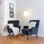2Br Urban Nest Cosy & Central - Free Parking