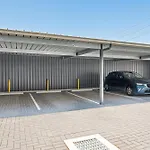 Chic Flinders Park Getaway
