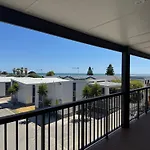 Discovery Parks - Adelaide Beachfront