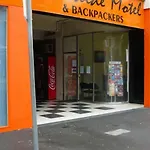 Adelaide Motel & Backpackers