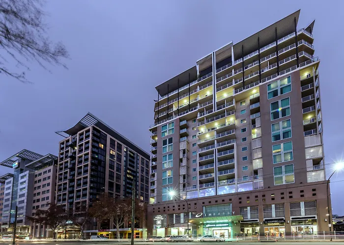 Oaks Adelaide Embassy Suites