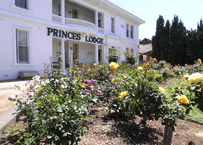 Princes Lodge Motel