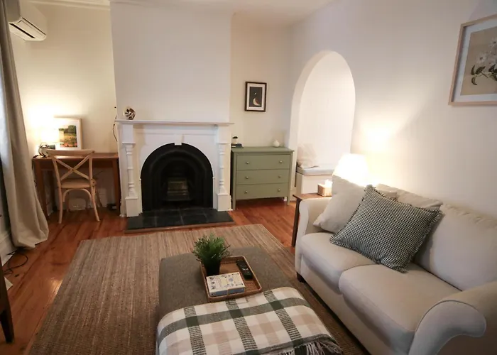 Wild Clary Cottage