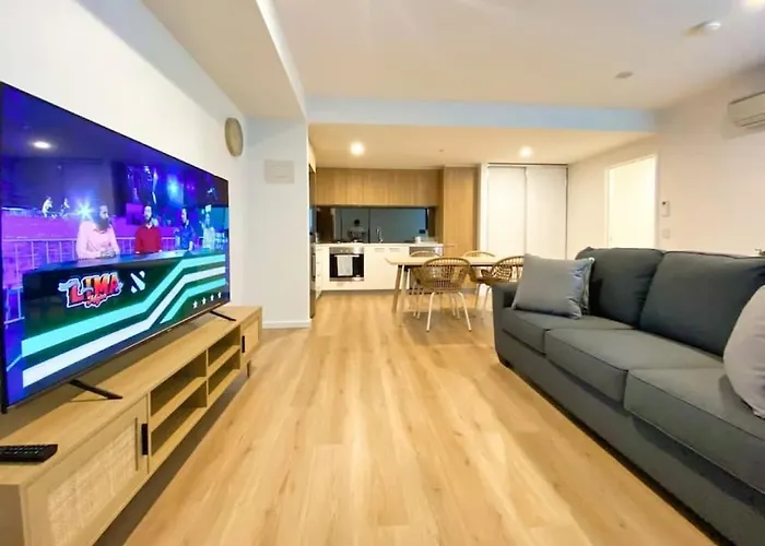 Beautiful 2Br Apt At Adelaide Cbd With Pool-Gym-Bbq