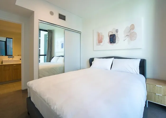 Contemporary 3Br Paradise On Franklin Street