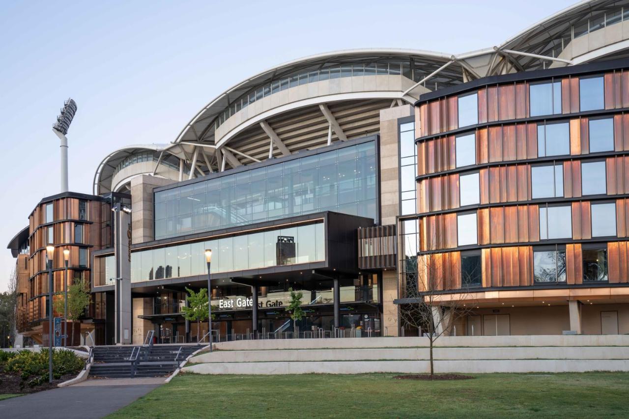 Oval At Oval Hotel Adelaide
