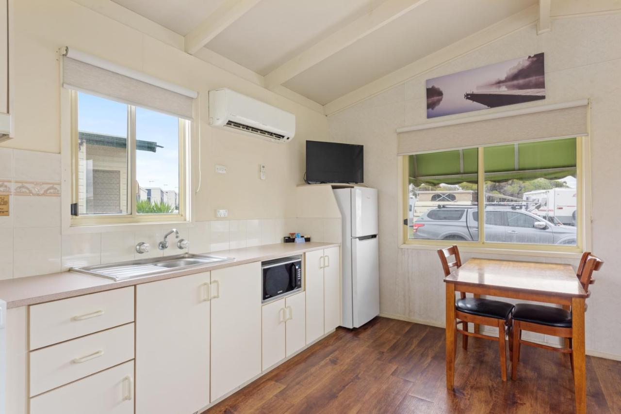Discovery Parks - Beachfront Hotel