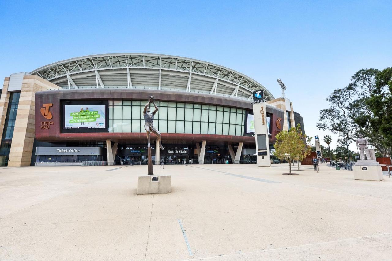 Style - To - Free Wifi - Free 3 Car Parking - Great Location