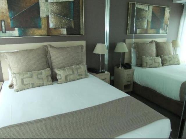96 North Terrace 5* Adelaide