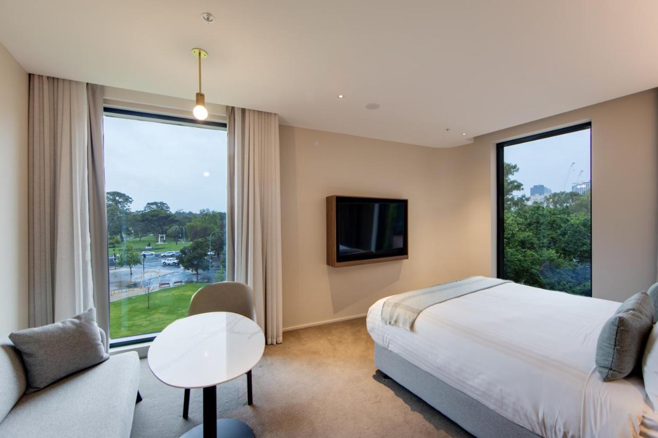 Oval At Oval Hotel