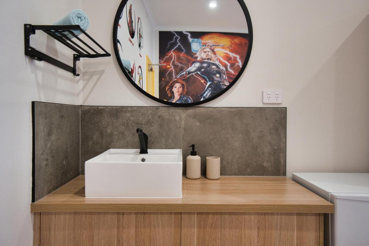 Hotel Dreamy - Private With Shared Bathrooms 3*