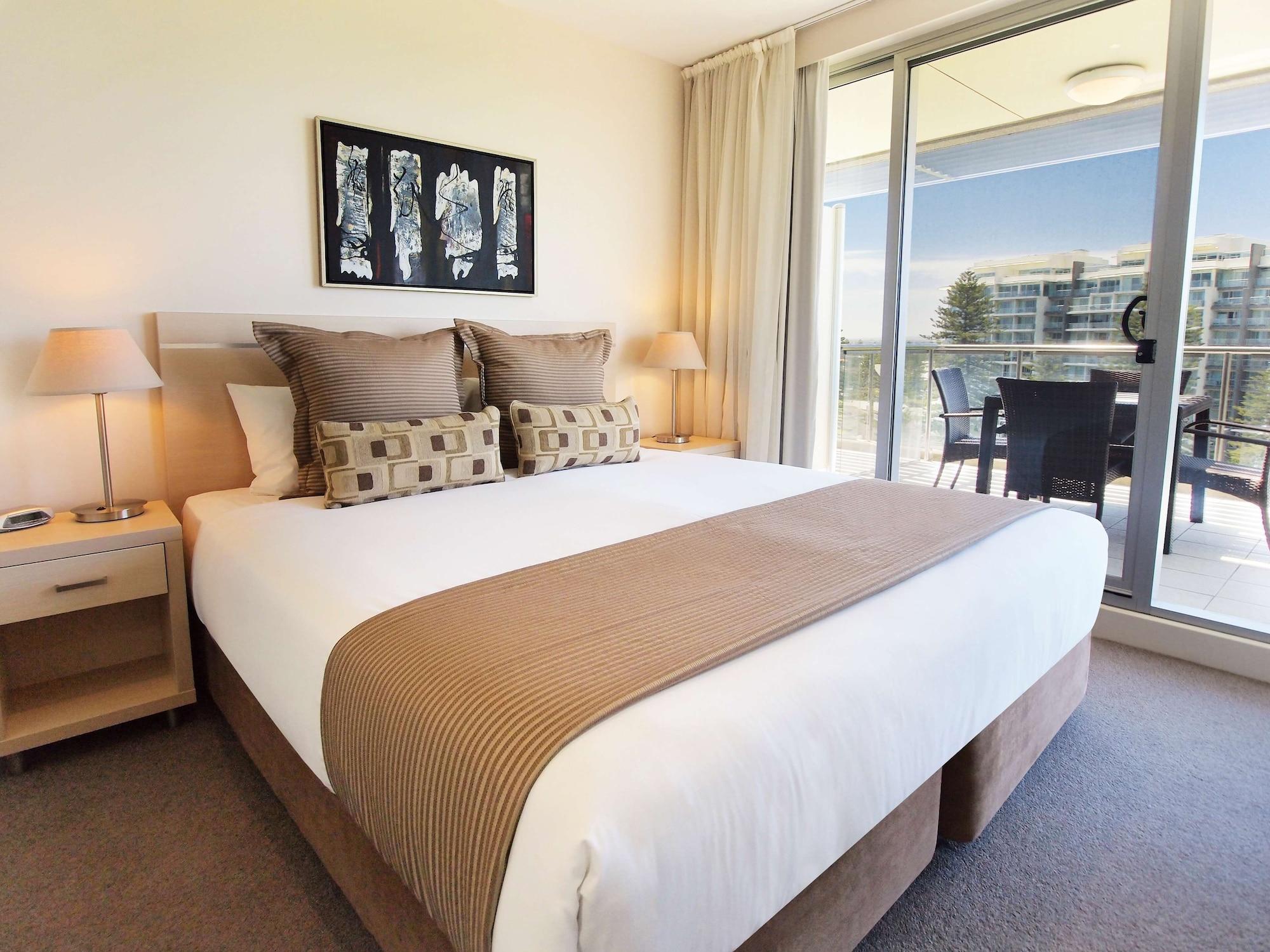 Aparthotel Oaks Glenelg Plaza Pier Adelaide