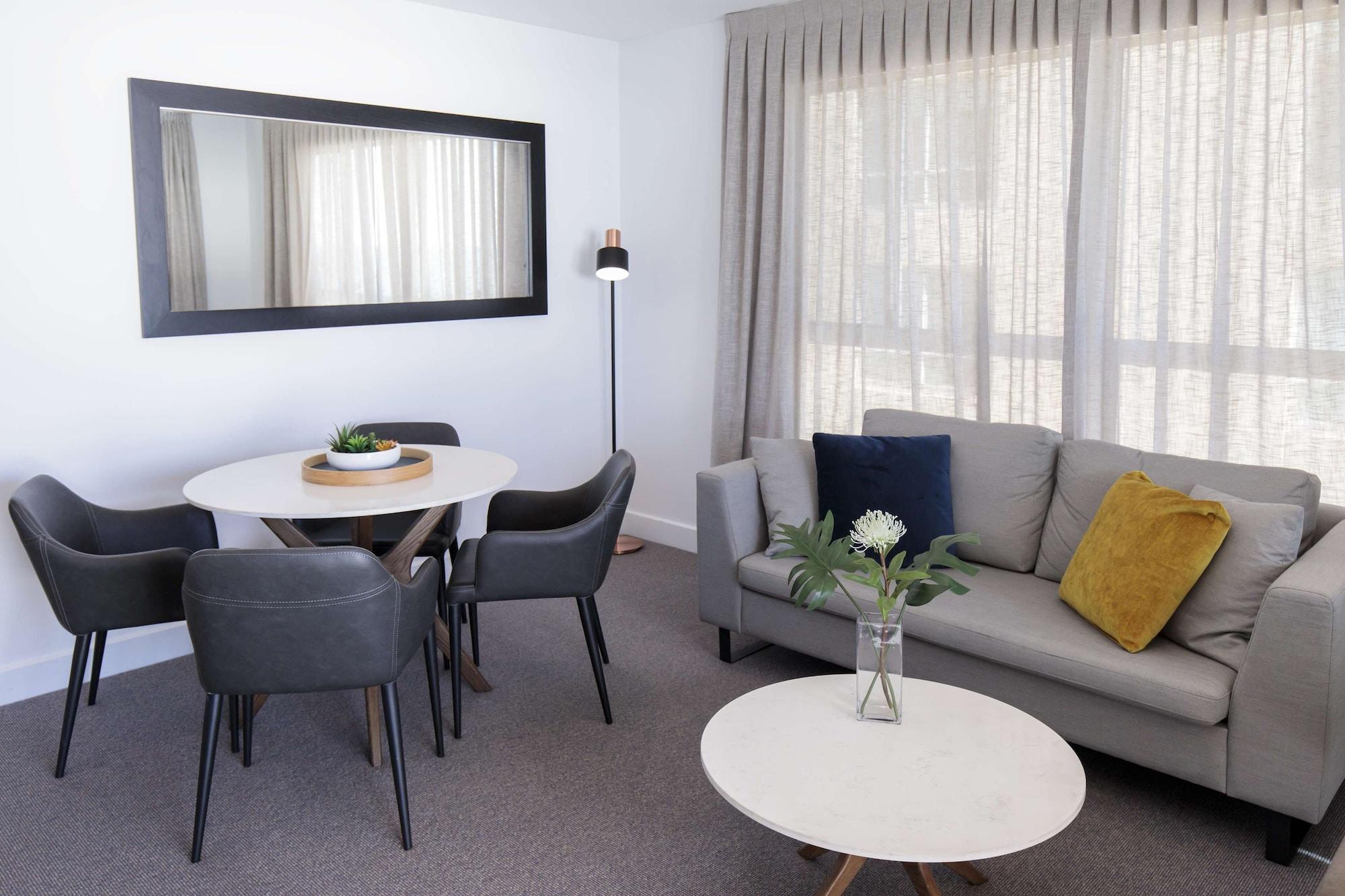 Aparthotel Oaks Glenelg Plaza Pier