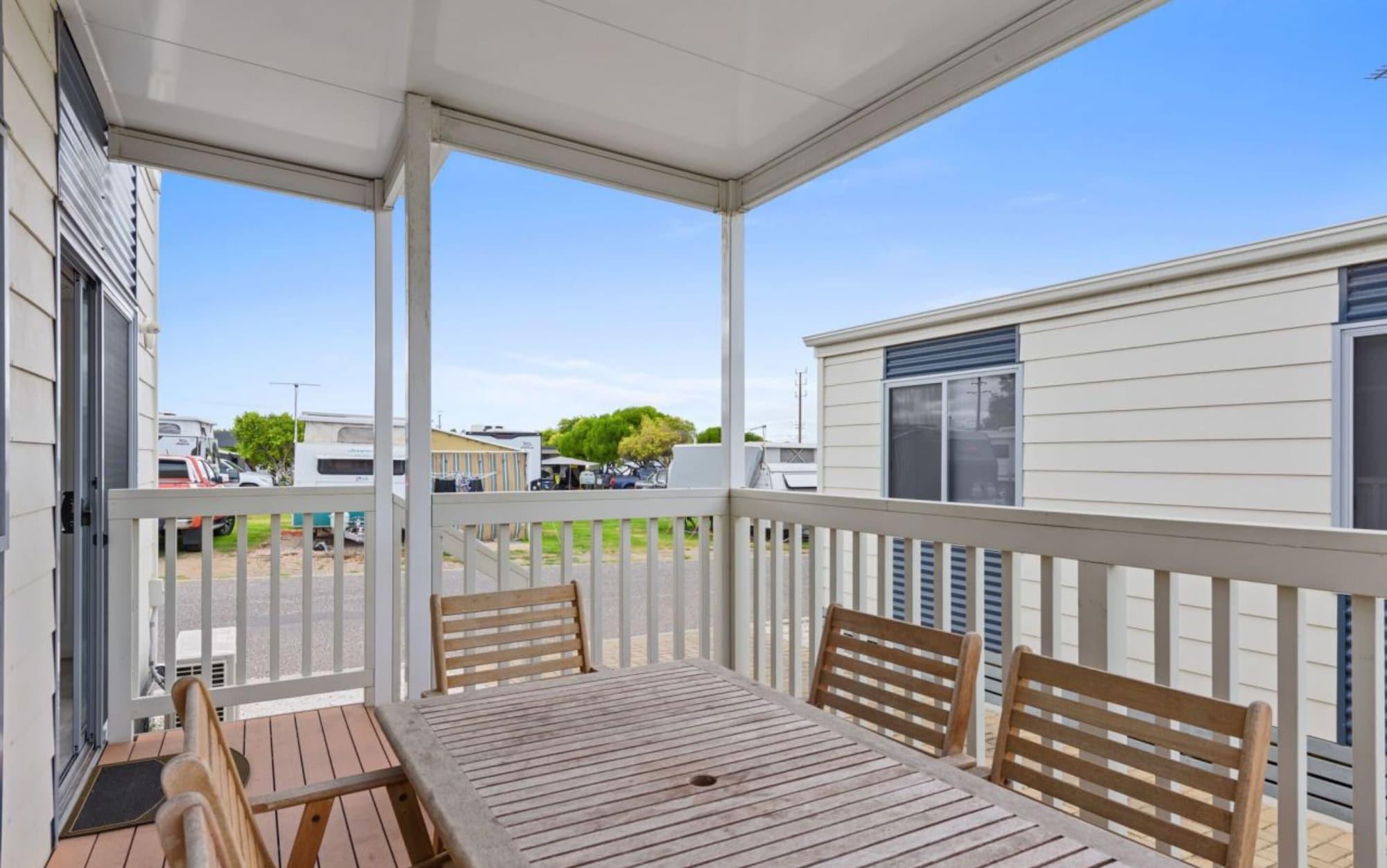 Discovery Parks - Beachfront Hotel 4*
