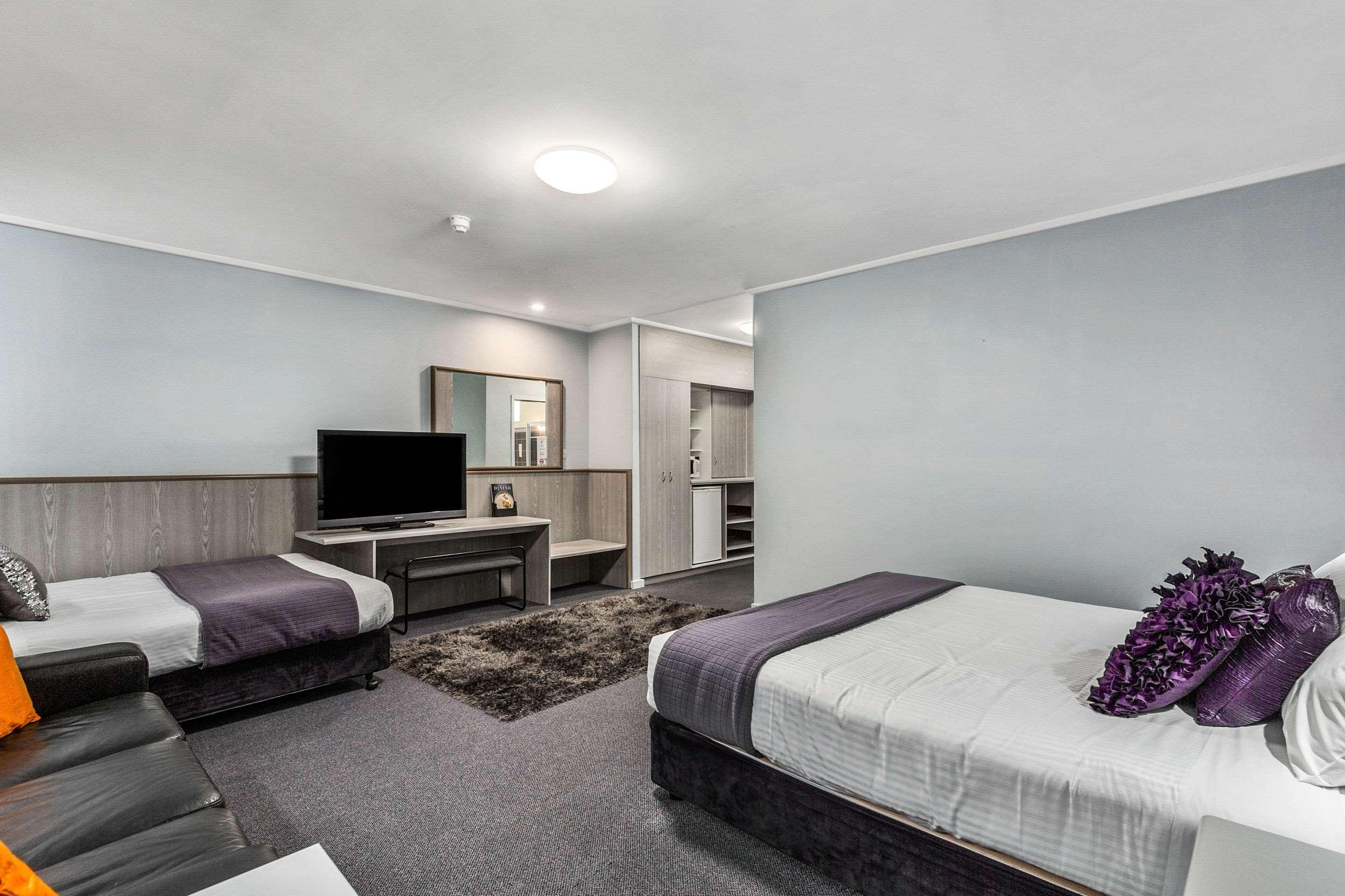 Comfort Glenelg