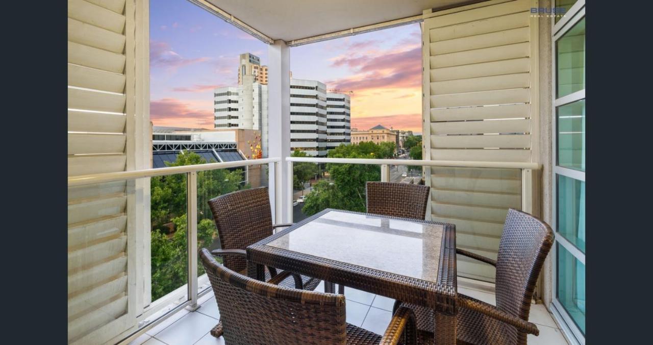Apartment Cbd Deluxe Private 2 Bedroom Adelaide
