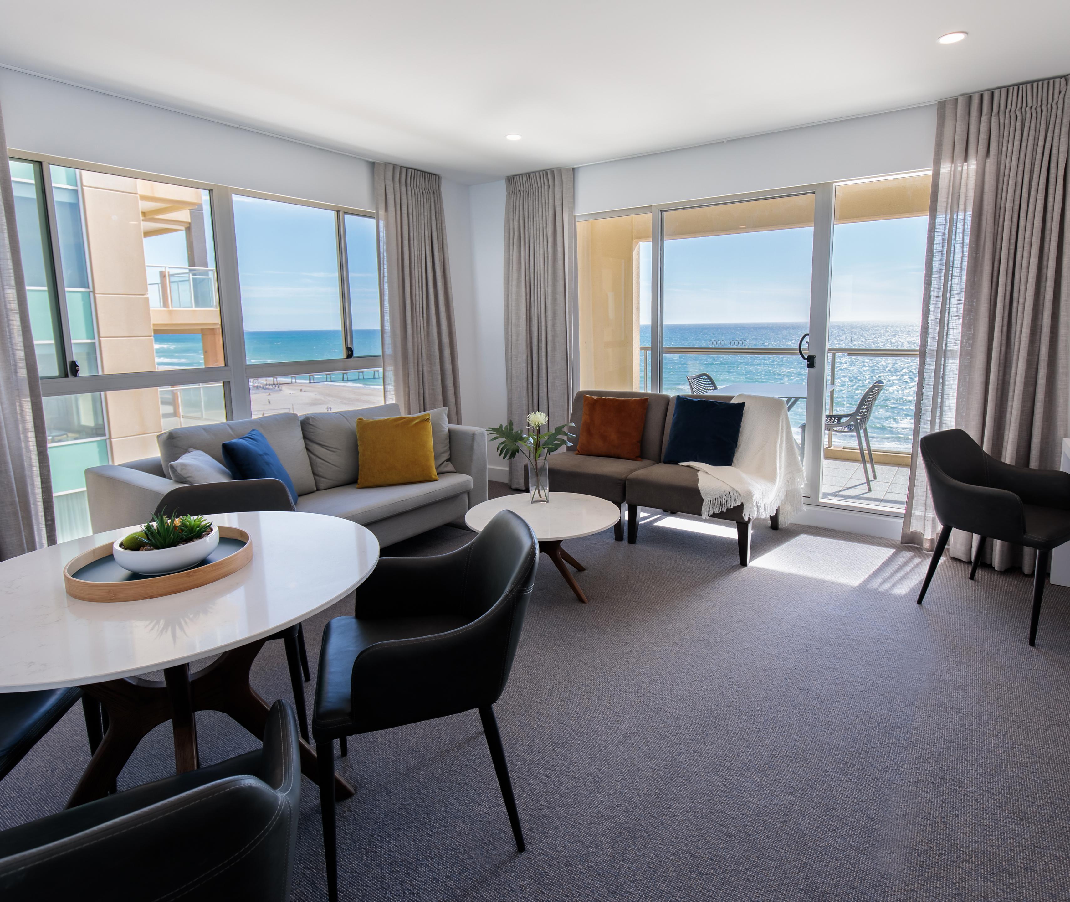 Oaks Glenelg Plaza Pier Aparthotel Adelaide