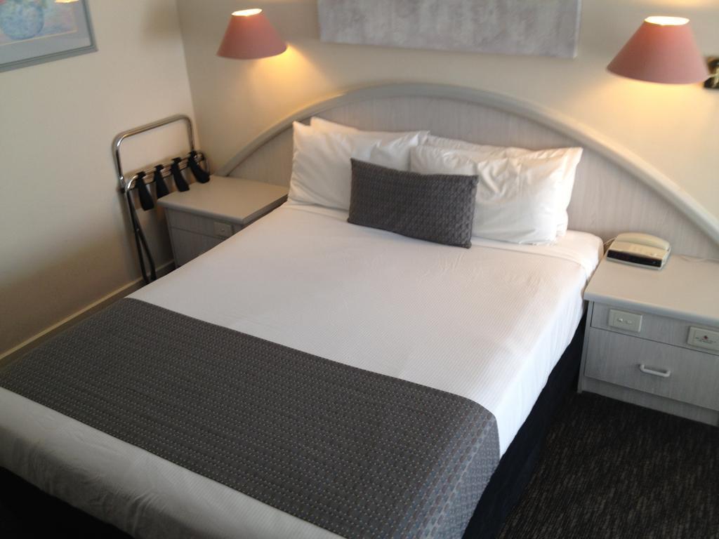 Royal Coach 4* Adelaide