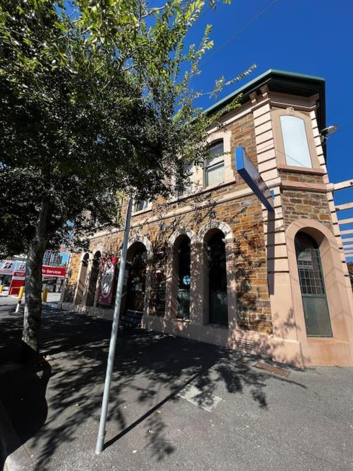 Studio410 /247 Gouger St Ex Rm At Apartment Adelaide
