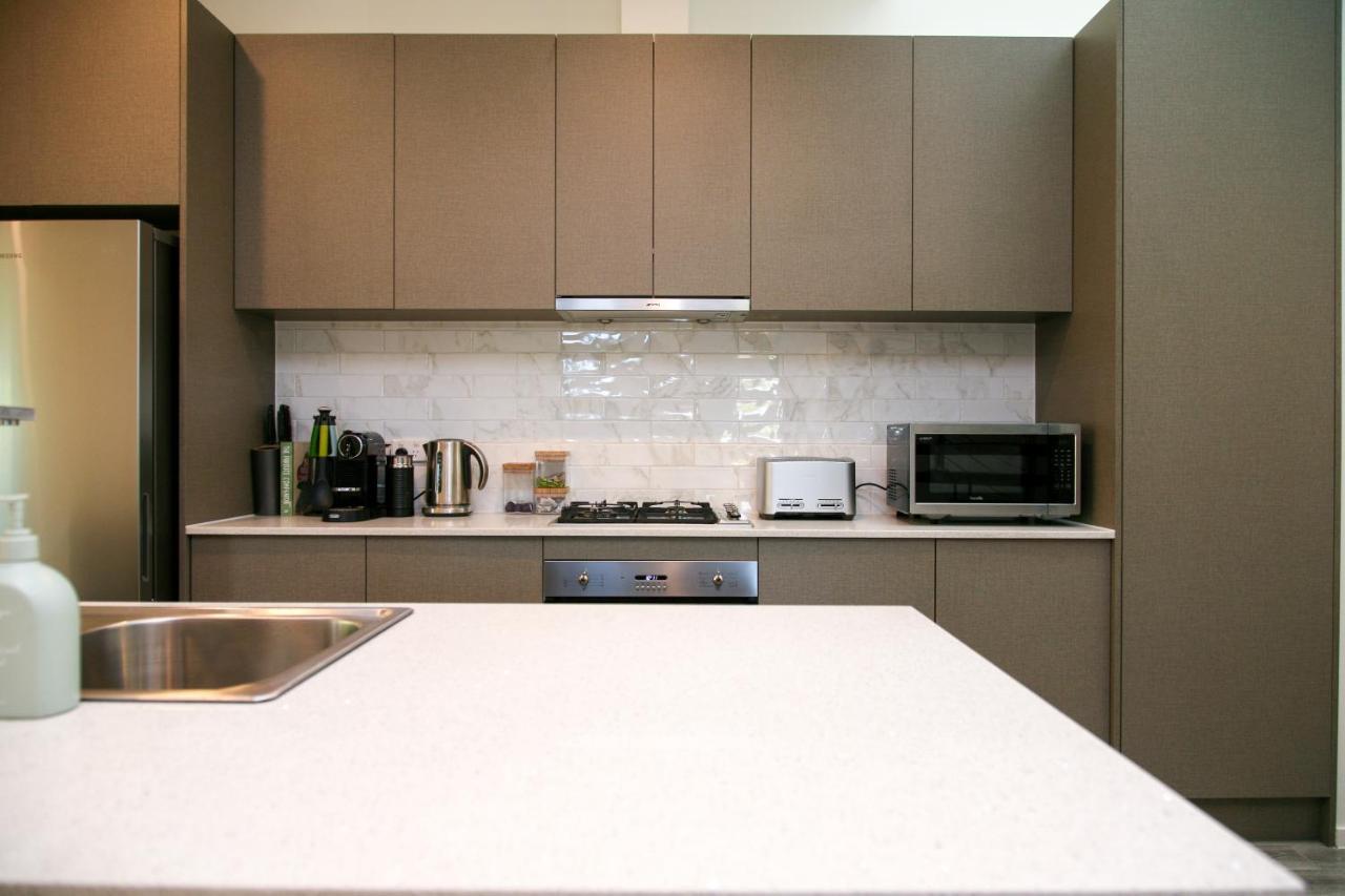 Hilton Executive Apartment *