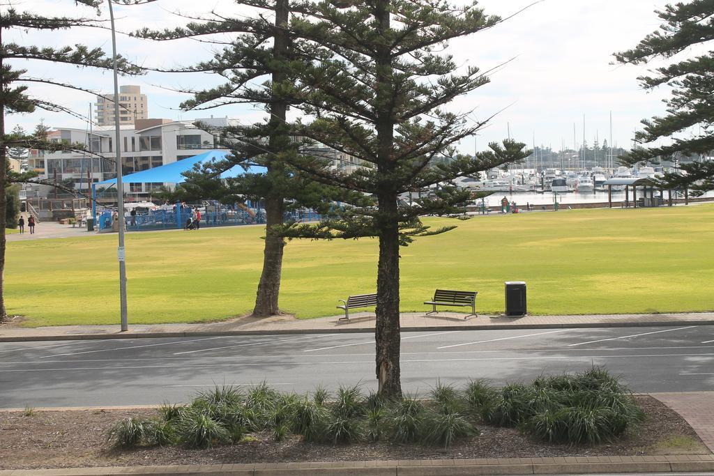 Econo Dockside Glenelg Lodge