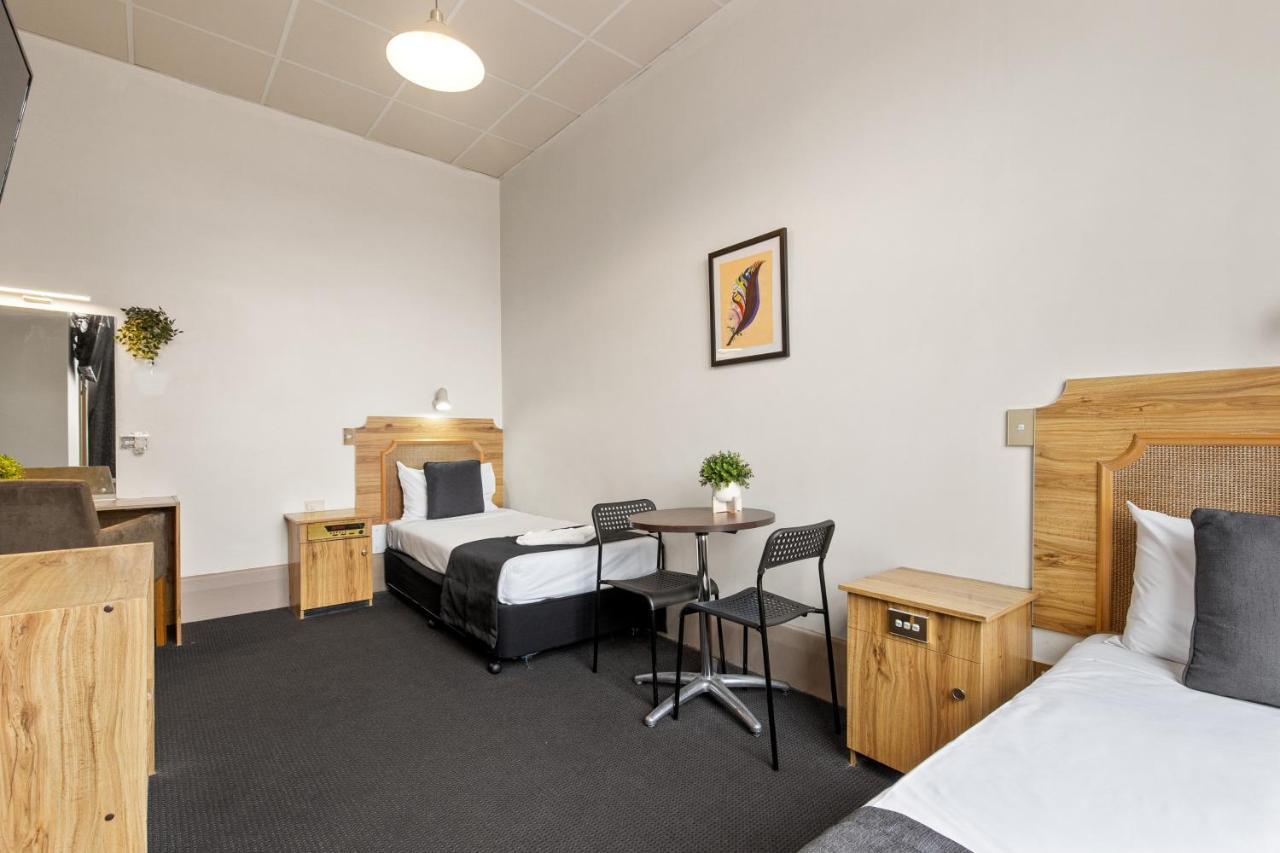 Hotel Paringa