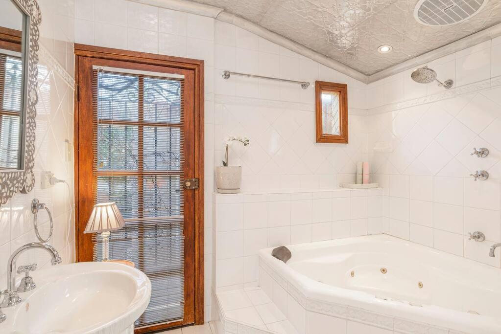 Firebird A Hallmark To Adelaides History Holiday home *
