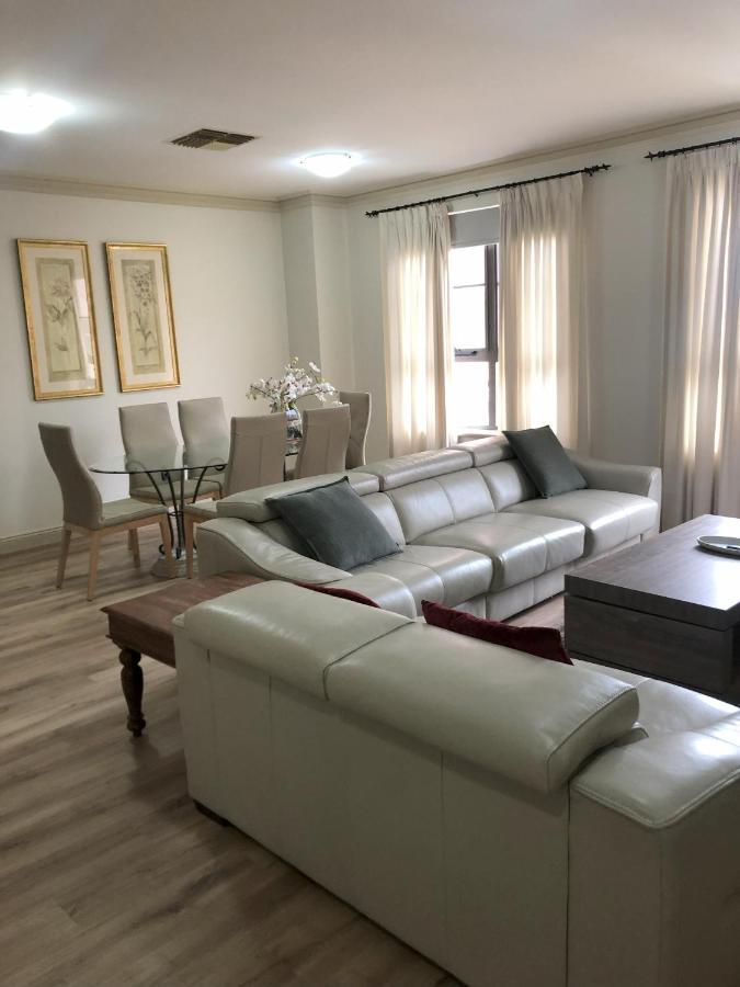Apartment Superb In Adelaides East End *