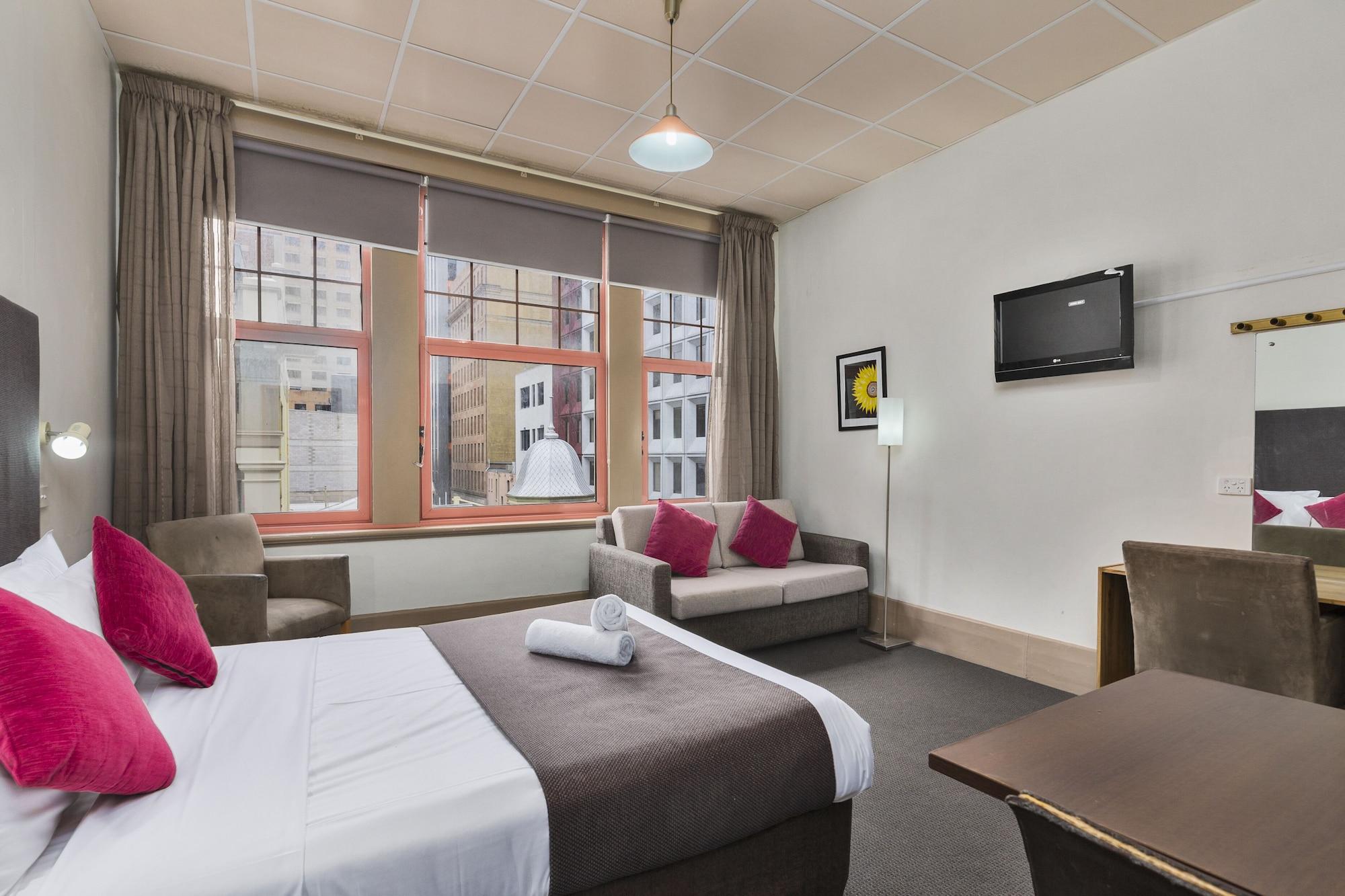 Hotel Paringa Adelaide