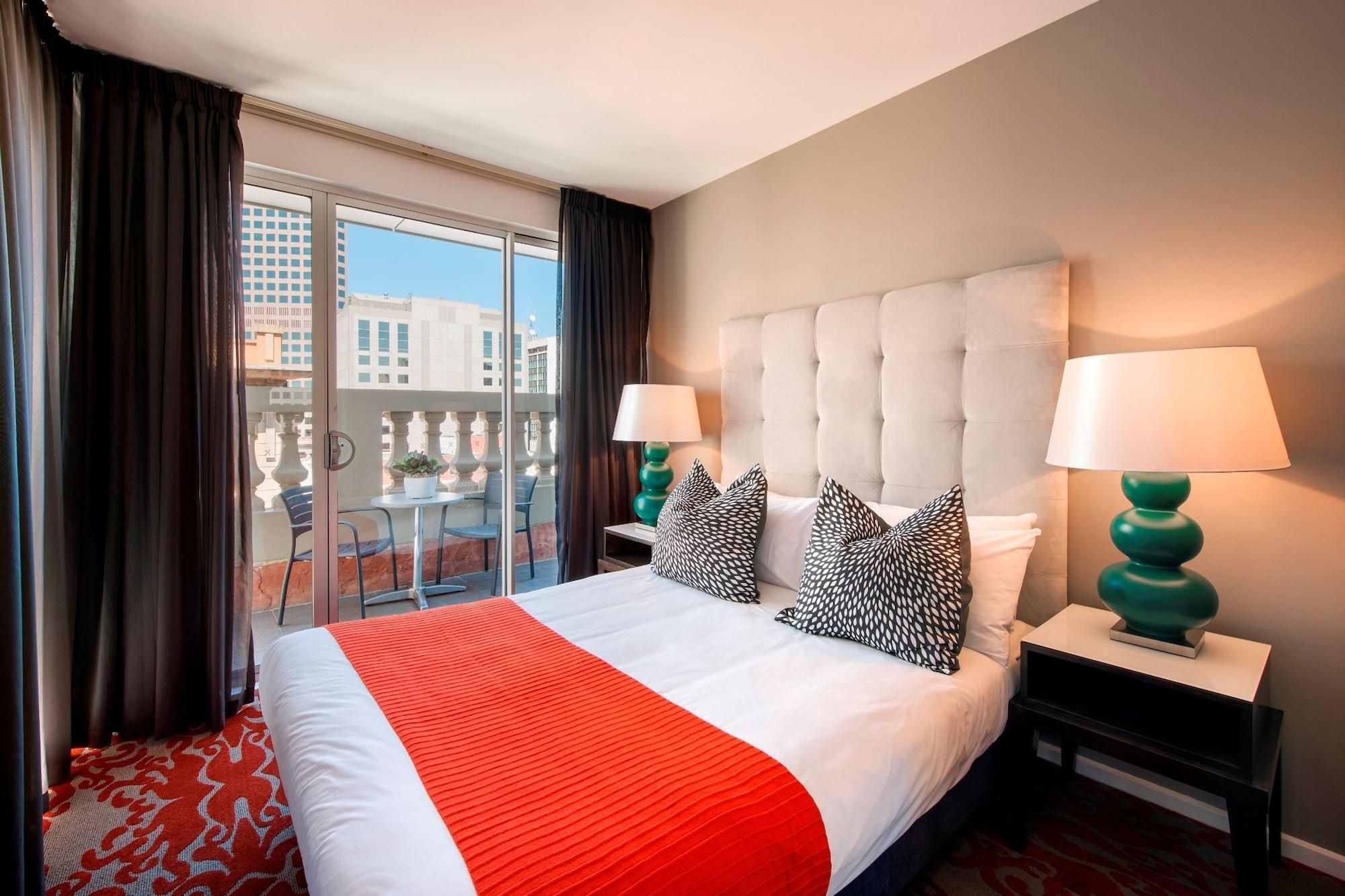 Aparthotel Miller 4*
