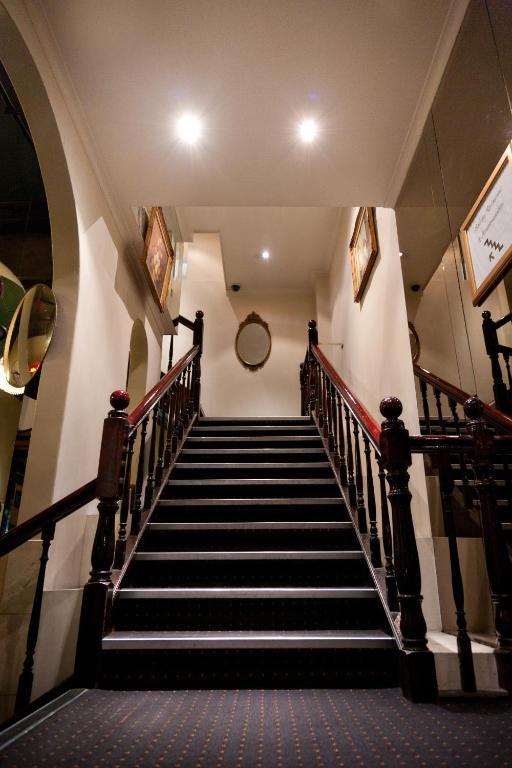 Ambassadors Inn Adelaide