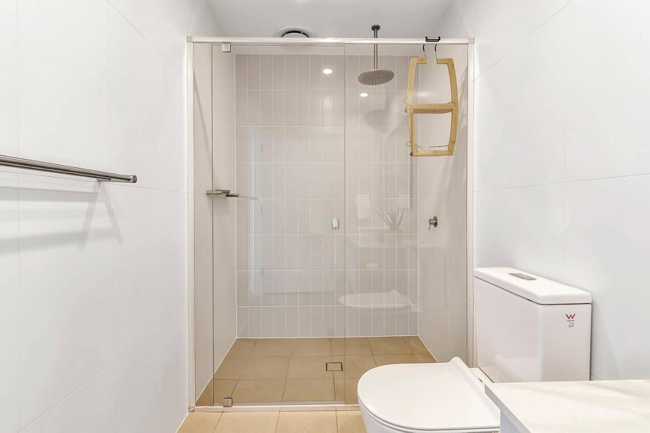 Hamptons-inspired Waterfront Living On Moana Apartment Adelaide