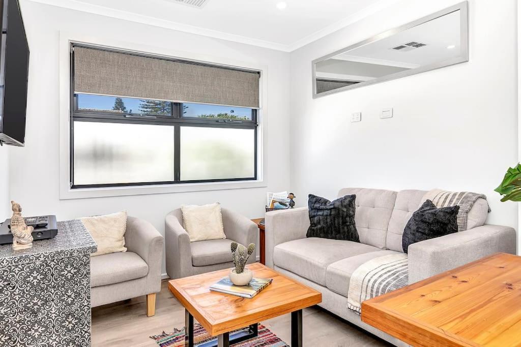 'waurra' A Cosy Moana Getaway Guest house Adelaide