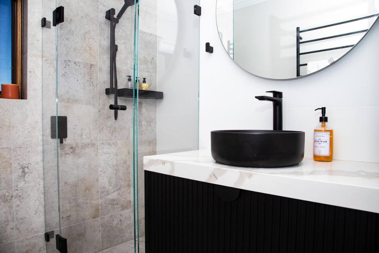 Seaside Smart - Coastal Chic At Henley Apartamento Adelaide