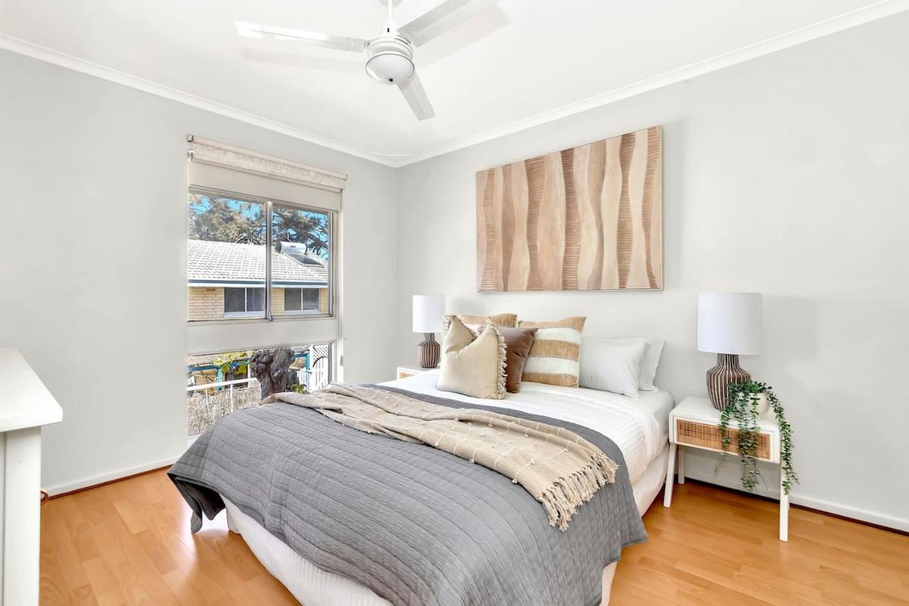 Apartment Heart Of Henley - A Homey Hideaway By The