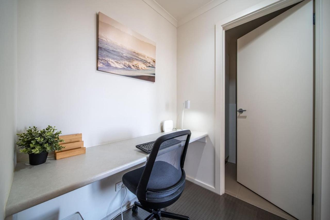 Oceanside At Christies - Contemporary Comfort Holiday home *