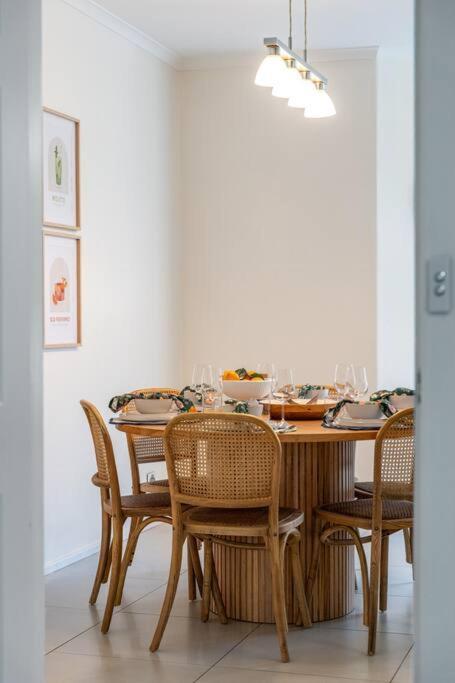 Petal And Bloom - 3br Family Cbd Apartment Adelaide