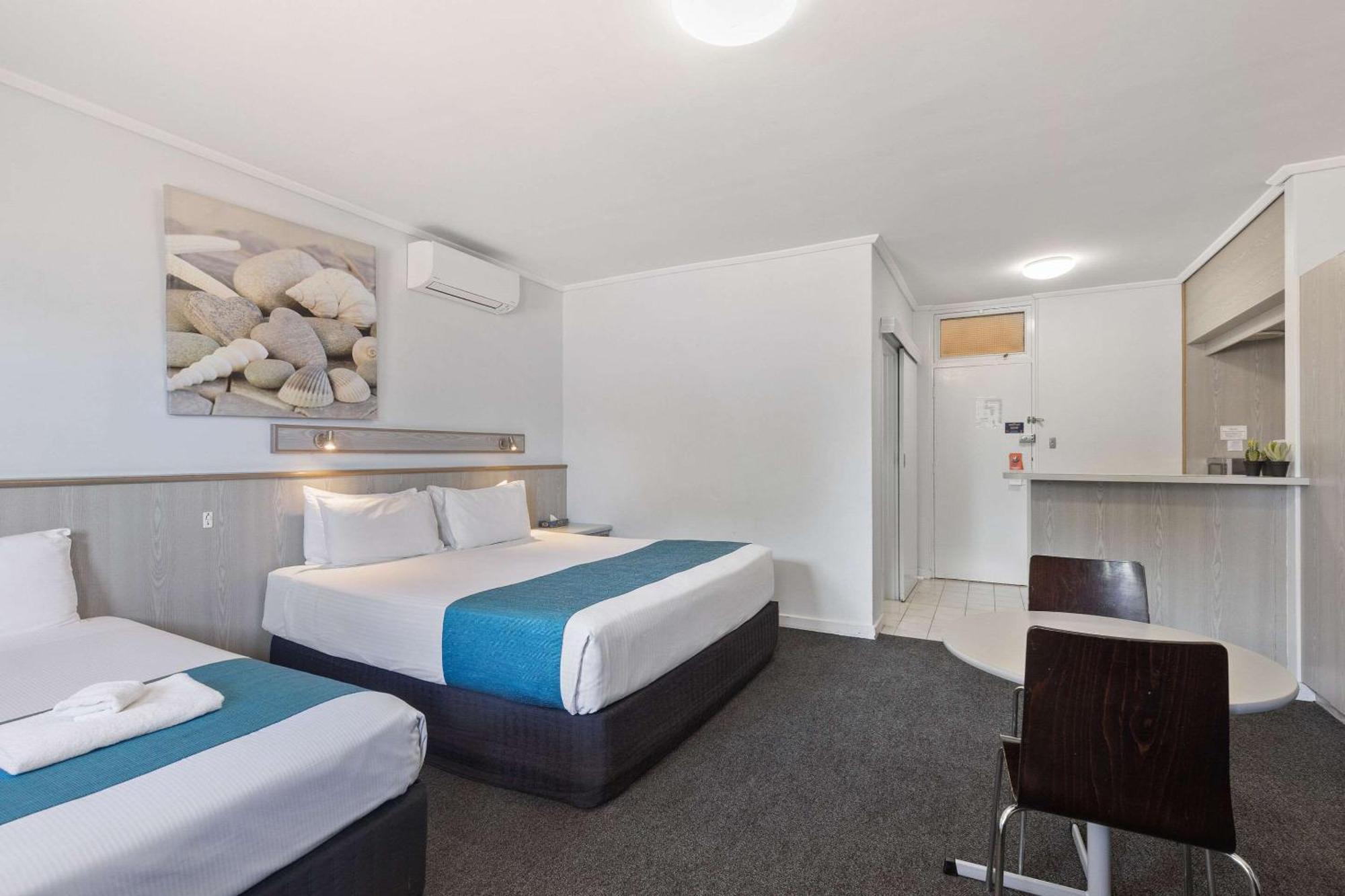 Comfort Glenelg 3*
