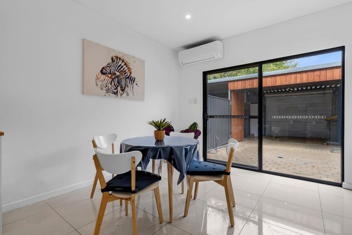 2br Townhouse Cbd Chinatown Free Wifi Freeparking Casa de férias