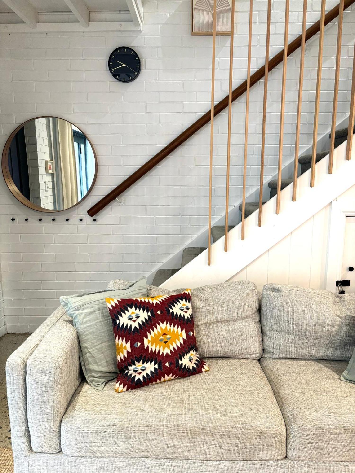 Stylish, Comfortable And Pet Friendly Home In The Heart Of Kensington Apartment Adelaide