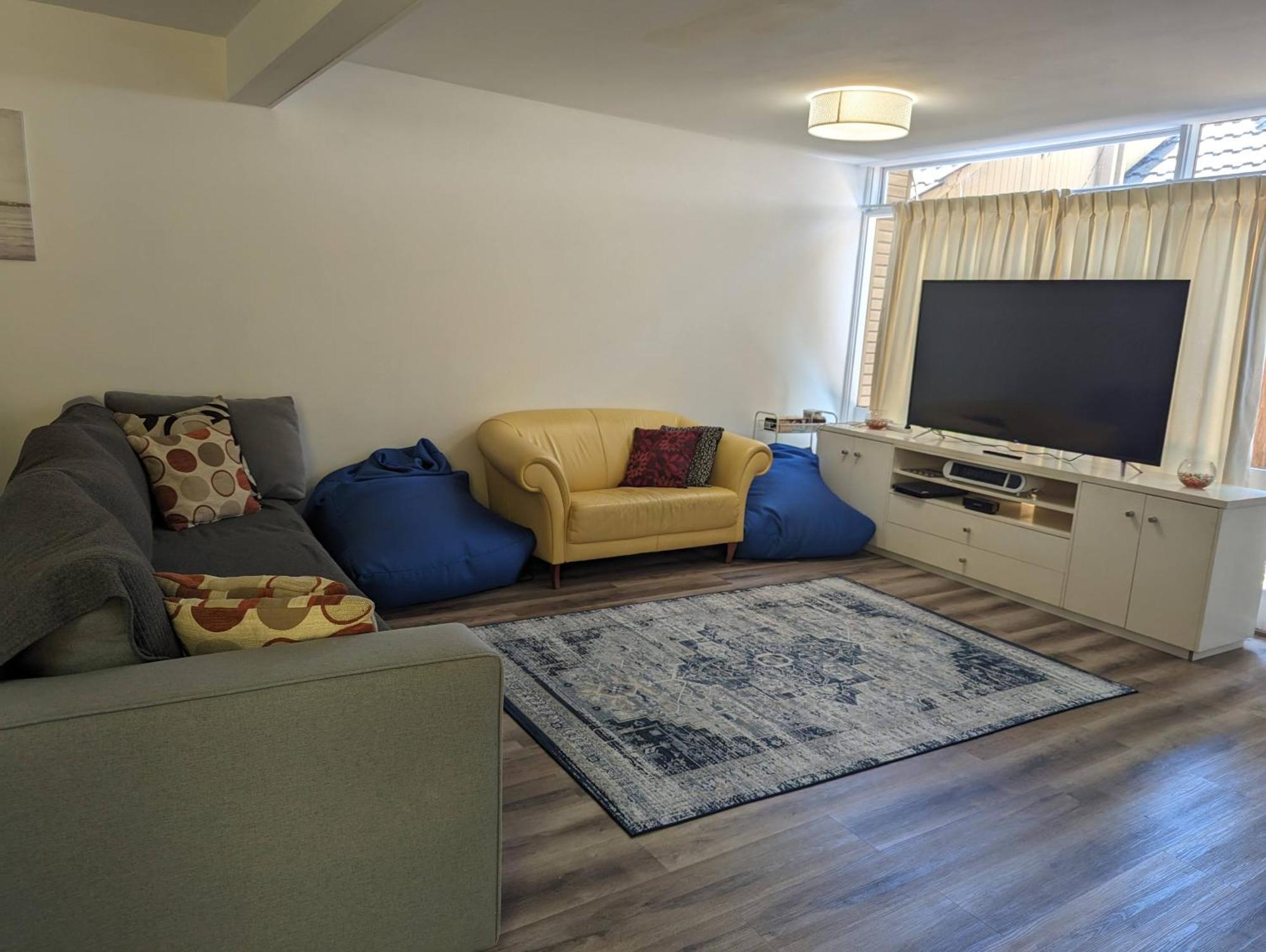 Budget Double Bed *