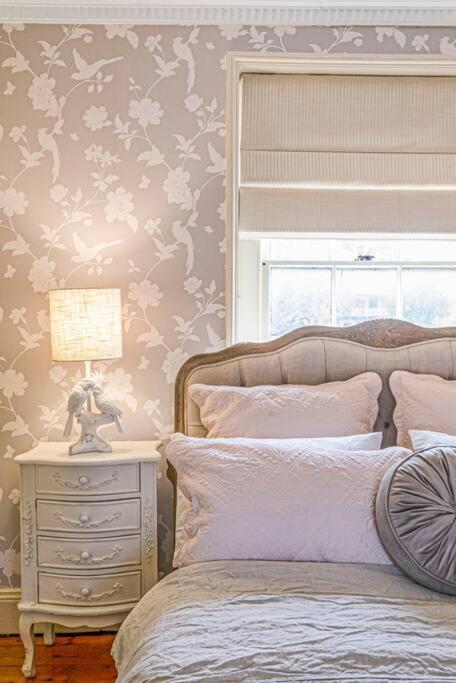 Firebird A Hallmark To Adelaides History Holiday home