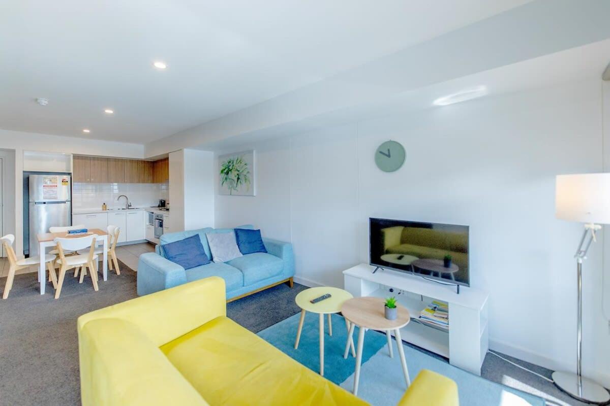 Walk To Market Parking Gym&pool View Apartment Adelaide