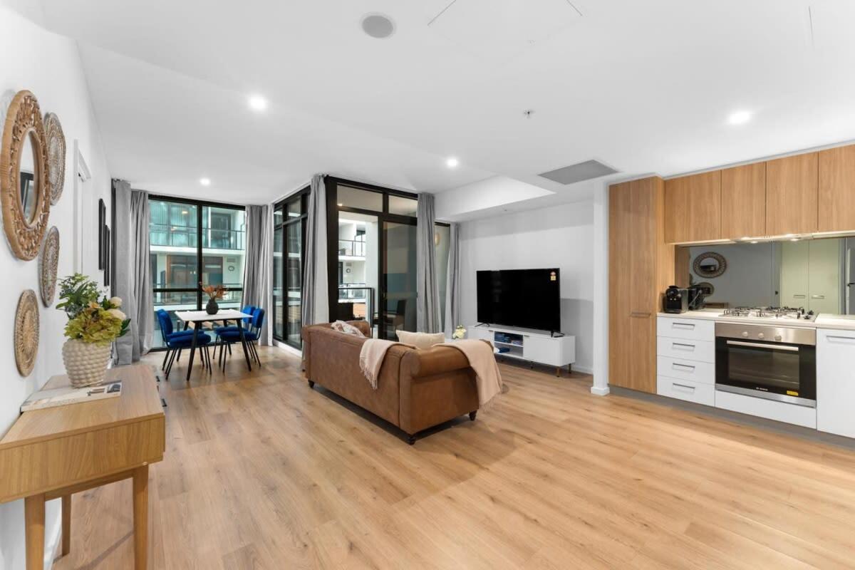 The Amazing Escape - Cbd Modern 1br Apartment Adelaide