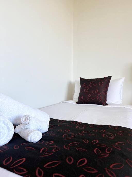 Entire Ensuite 304 Apartment